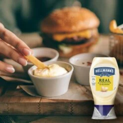 Hellmann's Real Mayonnaise -Günstiges Essen Verkaufsgeschäft 4502085101 8711200478187 04.jpg